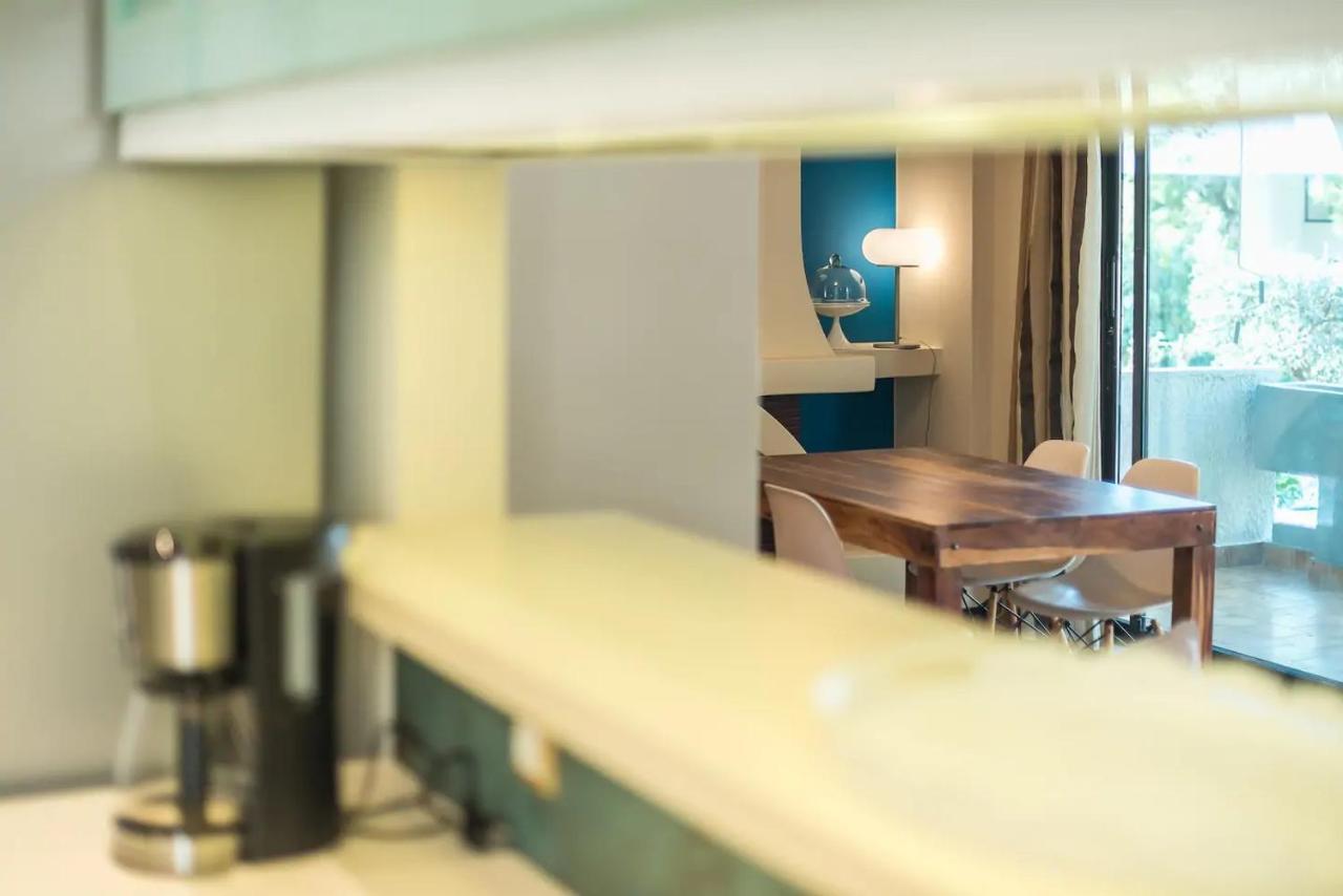 Glyfada Glass-Walled Designed Apt Athen Eksteriør bilde